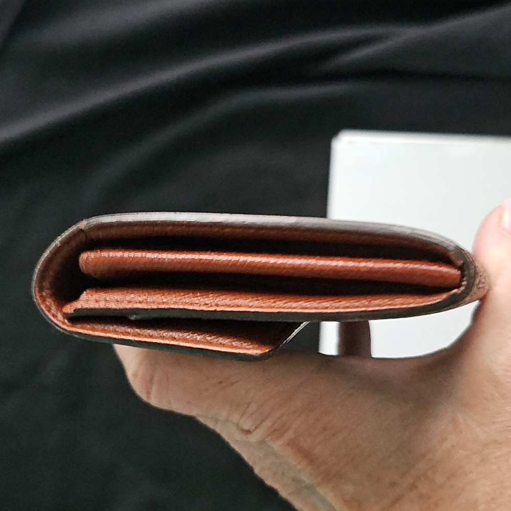 Louis Vuitton Monogram Sara Wallet - Picture 7 of 12